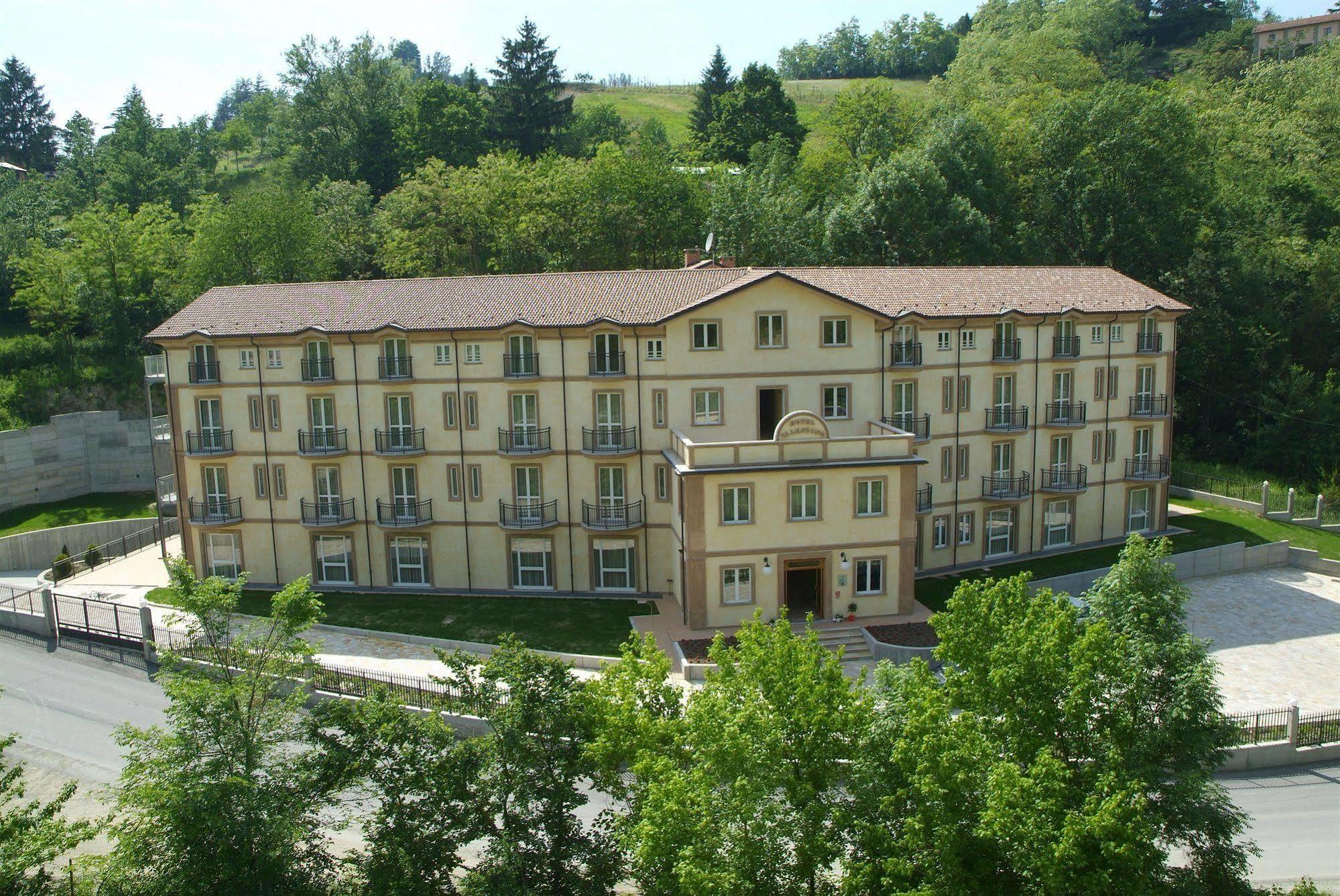 Hotel Valentino Acqui Terme Eksteriør billede